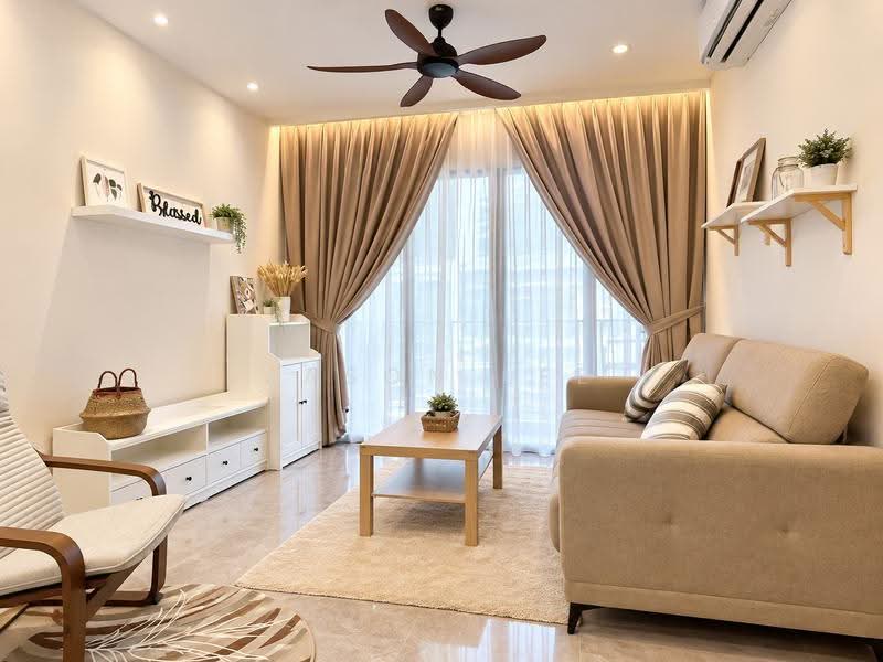 Kediaman Servis untuk Disewa di Millerz Square Serviced Residence - Jason Lee - Living Room - PropertyGuru.com.my