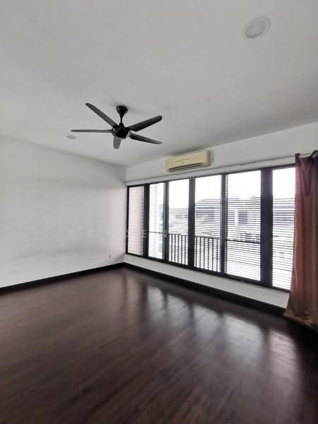 2-storey Terraced House for Sale in Taman Bukit Subang (Shah Alam) - Raiden Yap - Interior - PropertyGuru.com.my