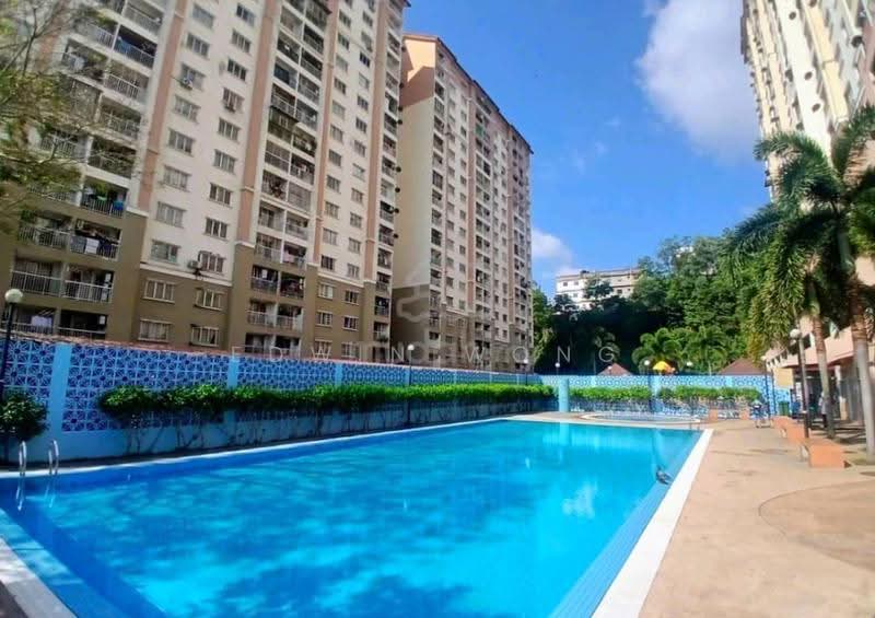 Pangsapuri untuk Dijual di Lakeview Apartments - Edwin Wong - Exterior - PropertyGuru.com.my
