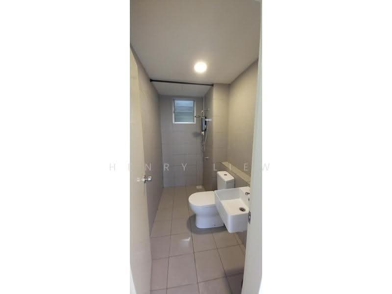 Condominium for Sale at Lakefront Residence - Henry Liew - Bathroom - PropertyGuru.com.my