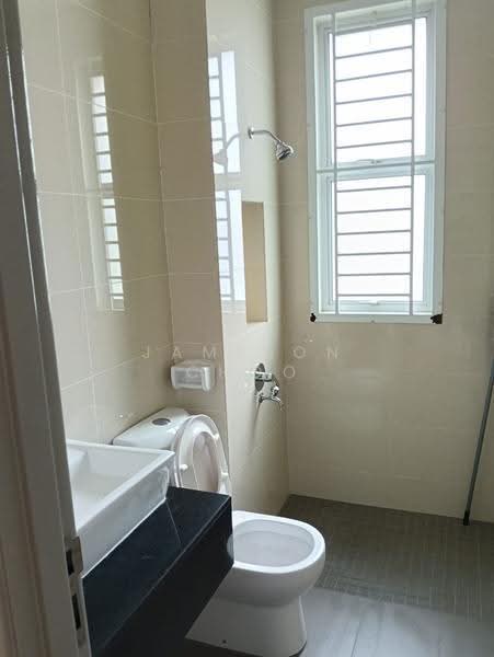 Semi-Detached House for Sale in Taman Nusa Idaman (Iskandar Puteri (Nusajaya)) - Jameson Choo - Bathroom - PropertyGuru.com.my