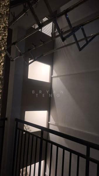 Kondominium untuk Dijual di Skycube - Bryan Teng - Corridor - PropertyGuru.com.my