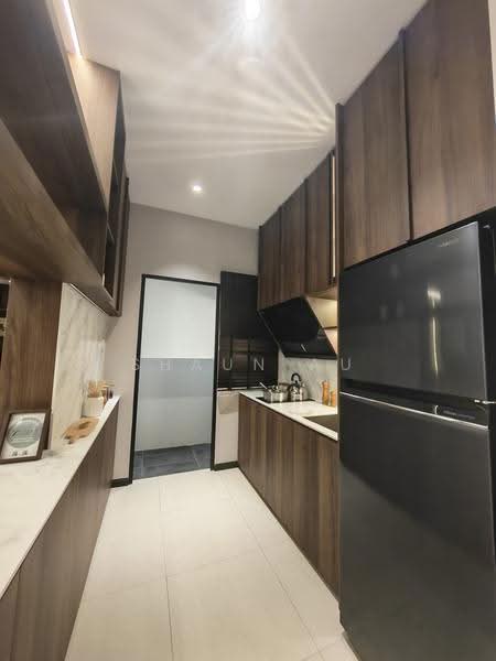 Kediaman Servis untuk Dijual di R&F Princess Cove Phase 1 - Shaun Au - Kitchen - PropertyGuru.com.my