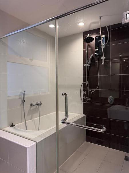 Kediaman Servis untuk Dijual di Encorp Marina - Jun Xiong Tan - Bathroom - PropertyGuru.com.my
