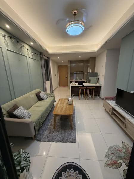 Kediaman Servis untuk Disewa di R&F Princess Cove Phase 1 - Wong Shau Wei - Living Room - PropertyGuru.com.my