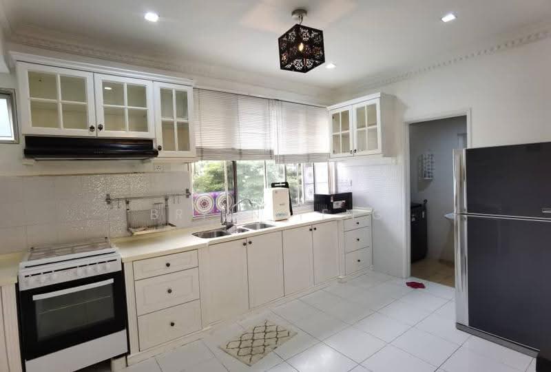 Condominium for Sale at Putra Marine Resort - Bryan Teng - Kitchen - PropertyGuru.com.my