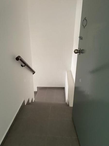 Office for Rent in Kampung Pasir Putih (Pasir Gudang) - Serene Lee - Entrance - PropertyGuru.com.my