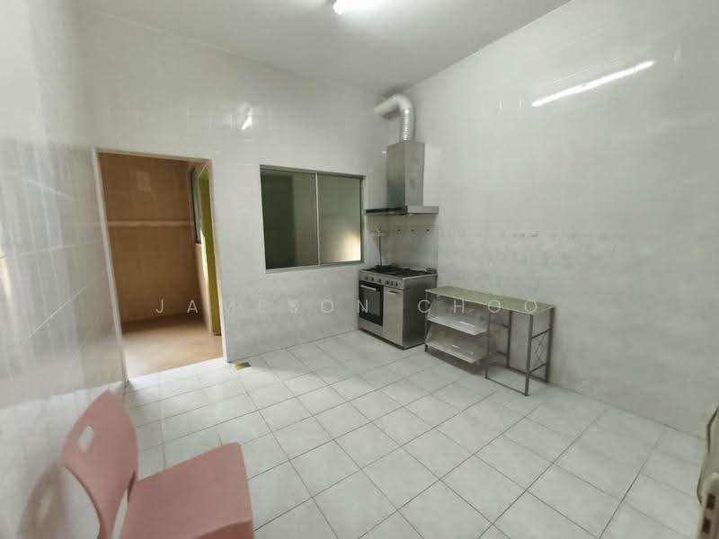 2-storey Terraced House for Sale in Taman Impian Emas (Skudai) - Jameson Choo - Kitchen - PropertyGuru.com.my