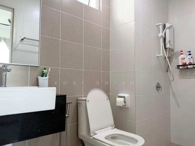 Kondominium untuk Disewa di Ideal Residency - Khai Shian - Bathroom - PropertyGuru.com.my
