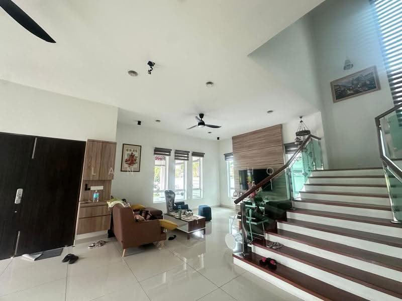 Bungalow House for Sale in Kluang (Johor) - Lan Tai Chow - Living Room - PropertyGuru.com.my
