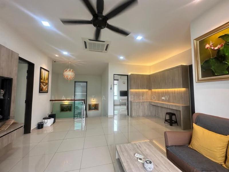 Bungalow House for Sale in Kluang (Johor) - Lan Tai Chow - Living Room - PropertyGuru.com.my