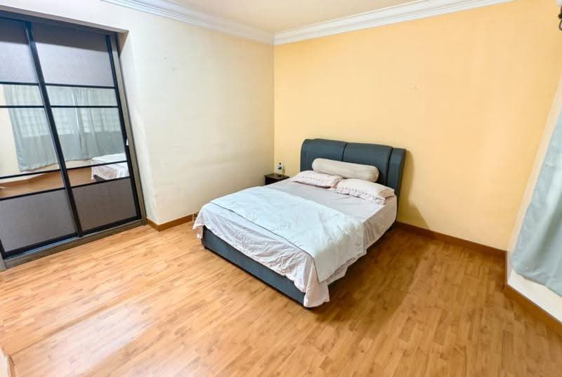 Pangsapuri untuk Dijual di Sri Intan 2 - Ron Yap - Bedroom - PropertyGuru.com.my