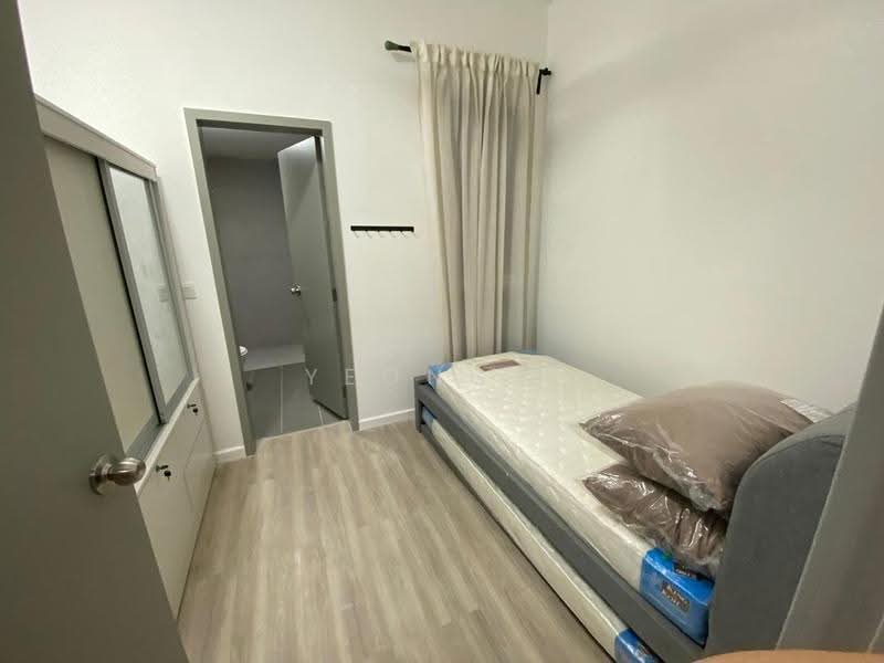 Condominium for Rent at Lakefront Residence - Yeong . - Bedroom - PropertyGuru.com.my