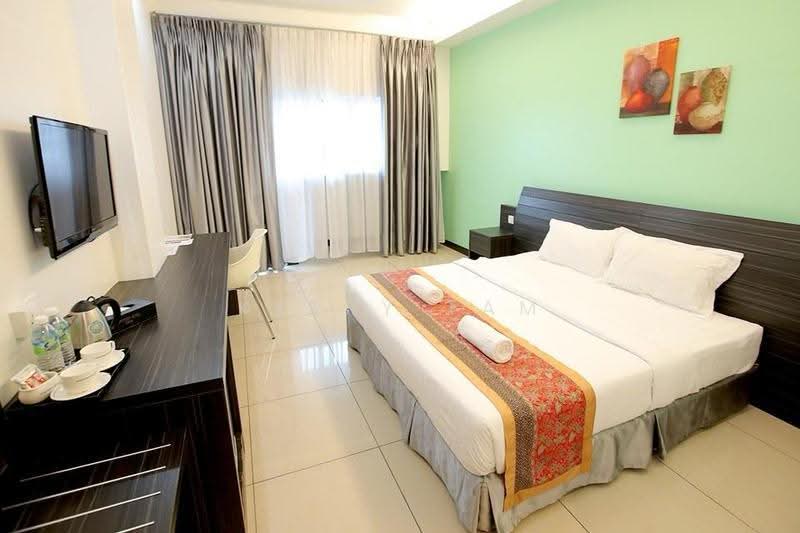Hotel / Resort for Sale in Ipoh (Perak) - Kerry Tam - Bedroom - PropertyGuru.com.my