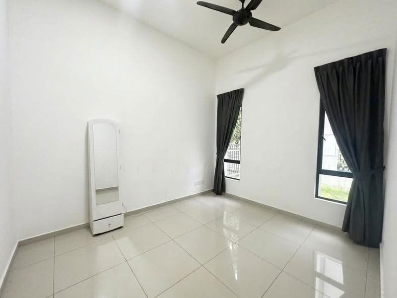 Rumah Kluster untuk Dijual di Bukit Indah (Iskandar Puteri (Nusajaya)) - Shirley Haw - Bedroom - PropertyGuru.com.my