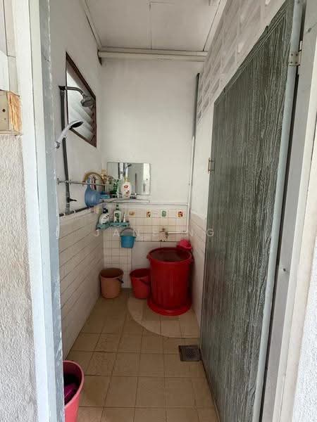 1-storey Terraced House for Sale in Taman Sri Rambai (Bukit Mertajam) - Jane Ng - Bathroom - PropertyGuru.com.my