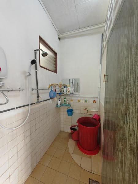 Rumah Teres 1-Tingkat untuk Dijual di Taman Sri Rambai (Bukit Mertajam) - Jane Ng - Bathroom - PropertyGuru.com.my