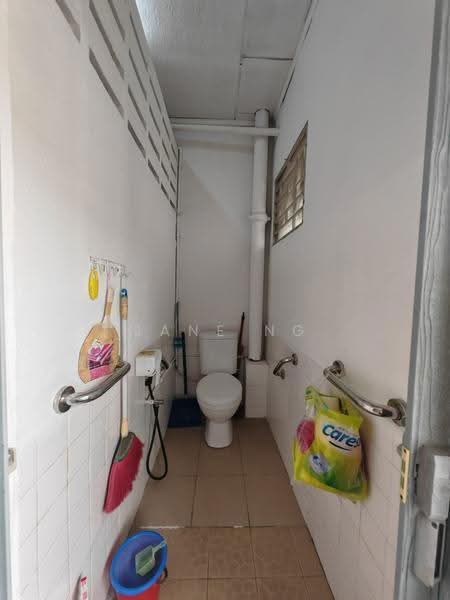 Rumah Teres 1-Tingkat untuk Dijual di Taman Sri Rambai (Bukit Mertajam) - Jane Ng - Bathroom - PropertyGuru.com.my