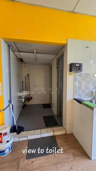 Shop for Sale in Saujana Utama (Selangor) - Muhd Khairulnawawi Kamaruddin - Bathroom - PropertyGuru.com.my