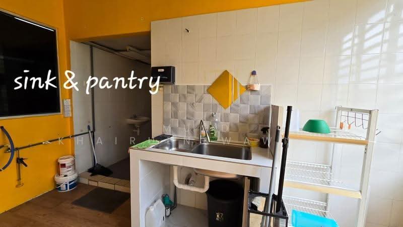 Shop for Sale in Saujana Utama (Selangor) - Muhd Khairulnawawi Kamaruddin - Kitchen - PropertyGuru.com.my