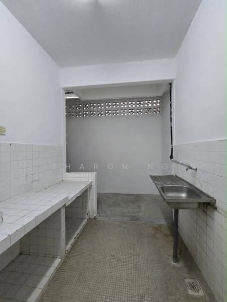 Rumah Teres 2-Tingkat untuk Dijual di Taman Tasek (Johor Bahru) - Sharon Ng - Kitchen - PropertyGuru.com.my