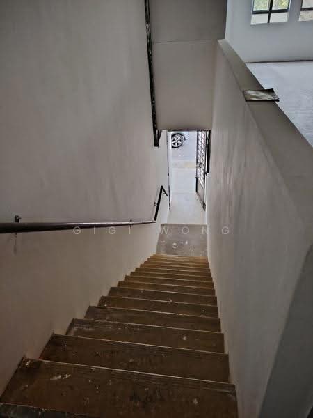 Shop for Rent in Taman Krubong Perdana (Krubong) - Gigi Wong - Corridor - PropertyGuru.com.my