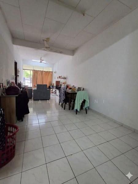 Terraced House for Sale in Taman Intan Perdana (Si Rusa) - Hana Zaini - Living Room - PropertyGuru.com.my