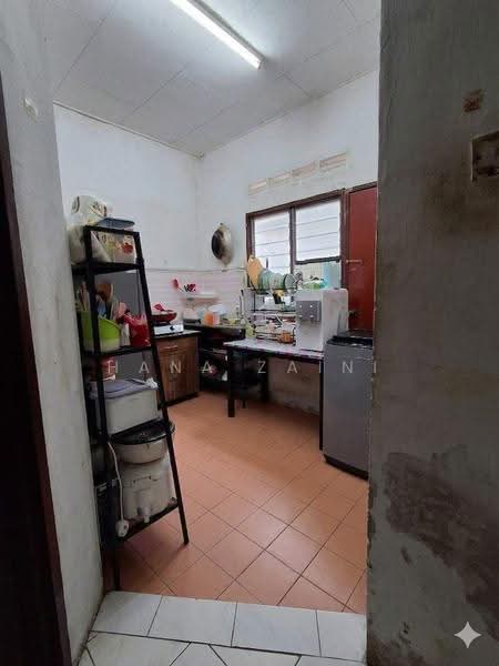 Terraced House for Sale in Taman Intan Perdana (Si Rusa) - Hana Zaini - Kitchen - PropertyGuru.com.my