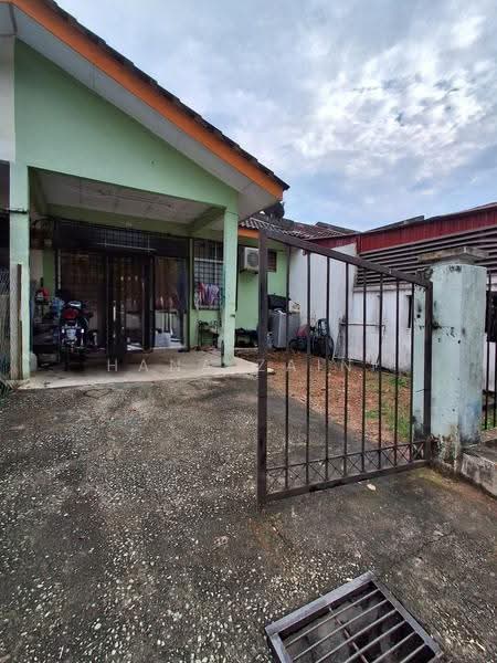 Terraced House for Sale in Taman Intan Perdana (Si Rusa) - Hana Zaini - Exterior - PropertyGuru.com.my