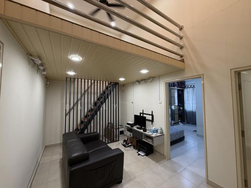 2-storey Terraced House for Rent in Bandar Seri Coalfields (Sungai Buloh) - Danny Wong - Living Room - PropertyGuru.com.my