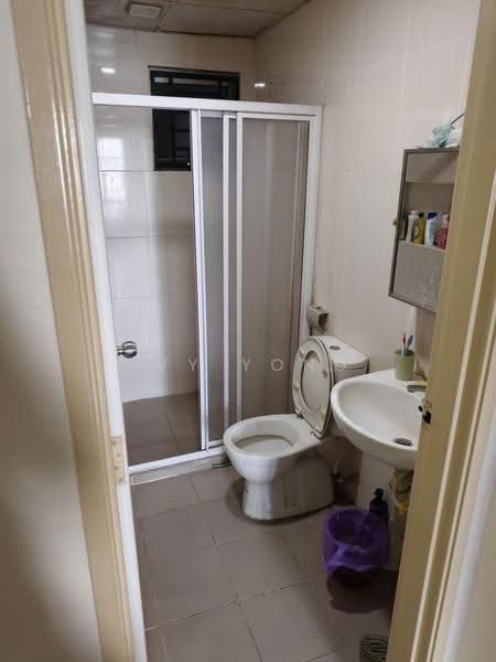 Service Residence for Sale at OUG Parklane - Ivy Yong - Bathroom - PropertyGuru.com.my