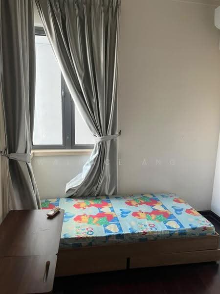 Kediaman Servis untuk Disewa di R&F Princess Cove Phase 1 - Wallace Ang - Bedroom - PropertyGuru.com.my