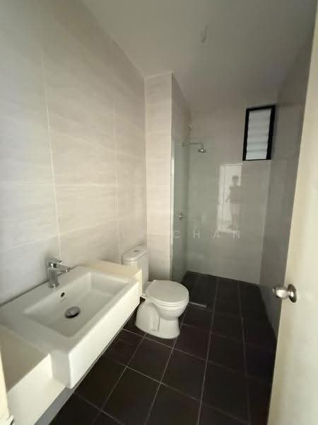 Condominium for Sale at Brezza Hill - Levis Chan - Bathroom - PropertyGuru.com.my