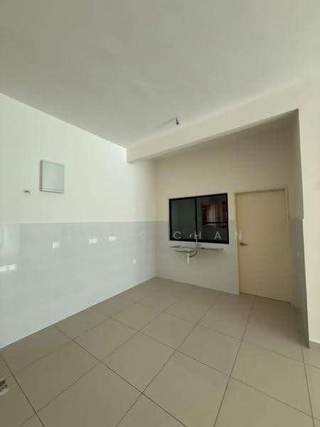 Condominium for Sale at Brezza Hill - Levis Chan - Kitchen - PropertyGuru.com.my