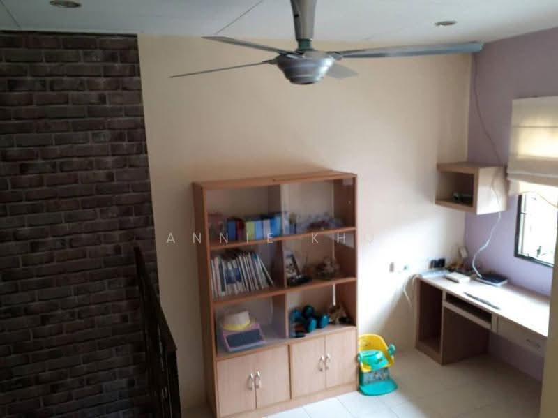 Rumah Teres 2-Tingkat untuk Disewa di Seksyen U13 (Setia Alam) - Annie Kho - Study - PropertyGuru.com.my