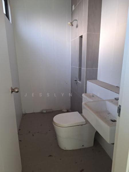 Semi-Detached House for Sale in Eco Majestic (Semenyih) - Jesslyn Lee - PropertyGuru.com.my