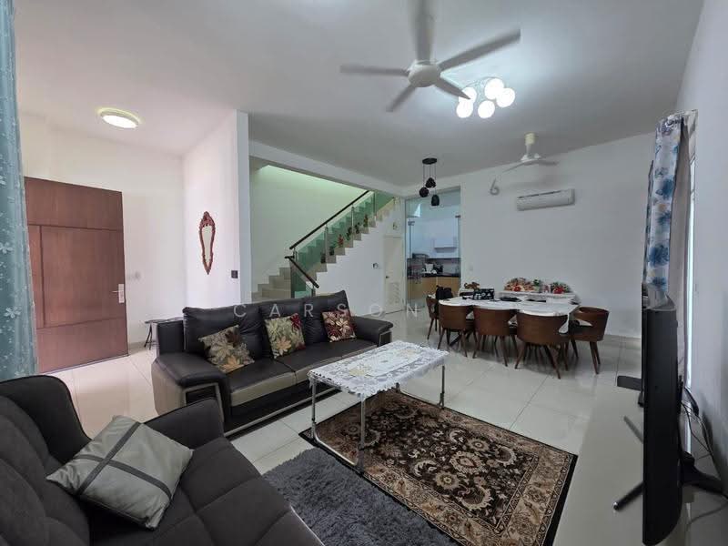 Rumah Kluster untuk Dijual di Taman Seri Austin (Tebrau) - Carson . - Living Room - PropertyGuru.com.my