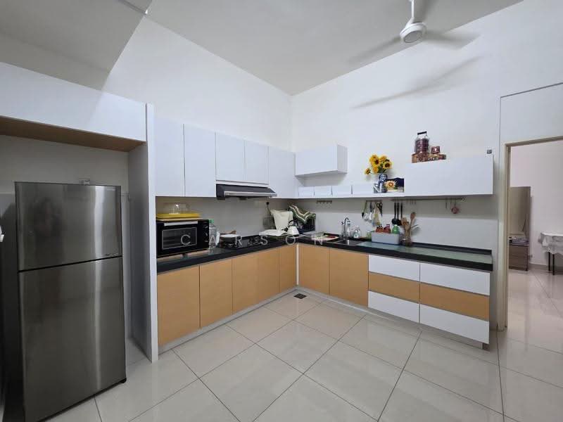 Rumah Kluster untuk Dijual di Taman Seri Austin (Tebrau) - Carson . - Kitchen - PropertyGuru.com.my