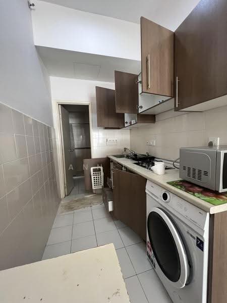 Service Residence for Sale at Windsor Tower - Ann Lim - Kitchen - PropertyGuru.com.my