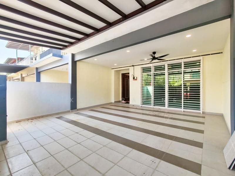 2-storey Terraced House for Sale in Sungai Pelek (Selangor) - NIK ASYRAF NS - Exterior - PropertyGuru.com.my