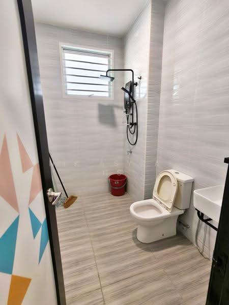 2-storey Terraced House for Sale in Sungai Pelek (Selangor) - NIK ASYRAF NS - Bathroom - PropertyGuru.com.my
