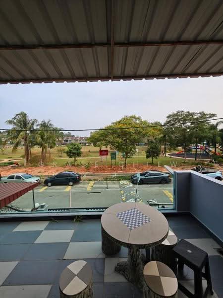 Rumah Teres 2-Tingkat untuk Disewa di Taman Mount Austin (Tebrau) - Grace Chiew - Balcony - PropertyGuru.com.my