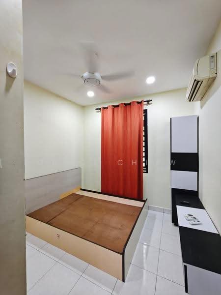 Rumah Teres 2-Tingkat untuk Disewa di Taman Mount Austin (Tebrau) - Grace Chiew - Bedroom - PropertyGuru.com.my