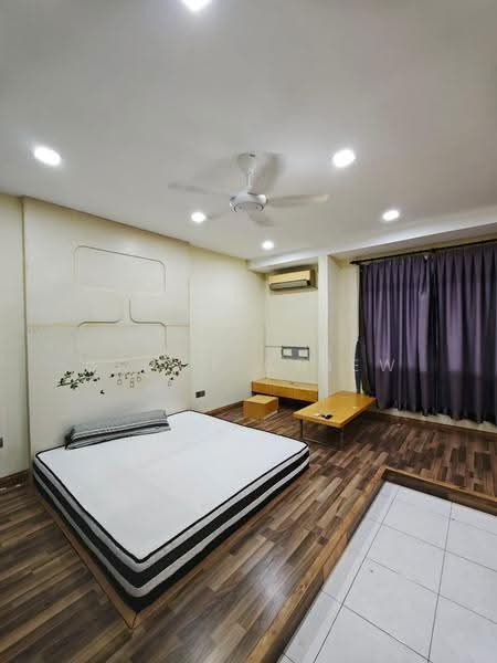 Rumah Teres 2-Tingkat untuk Disewa di Taman Mount Austin (Tebrau) - Grace Chiew - Bedroom - PropertyGuru.com.my