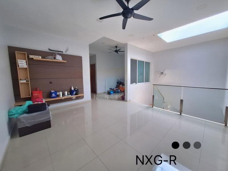 Rumah Teres 2-Tingkat untuk Dijual di Setia Alam (Selangor) - Joanne Pua - Living Room - PropertyGuru.com.my