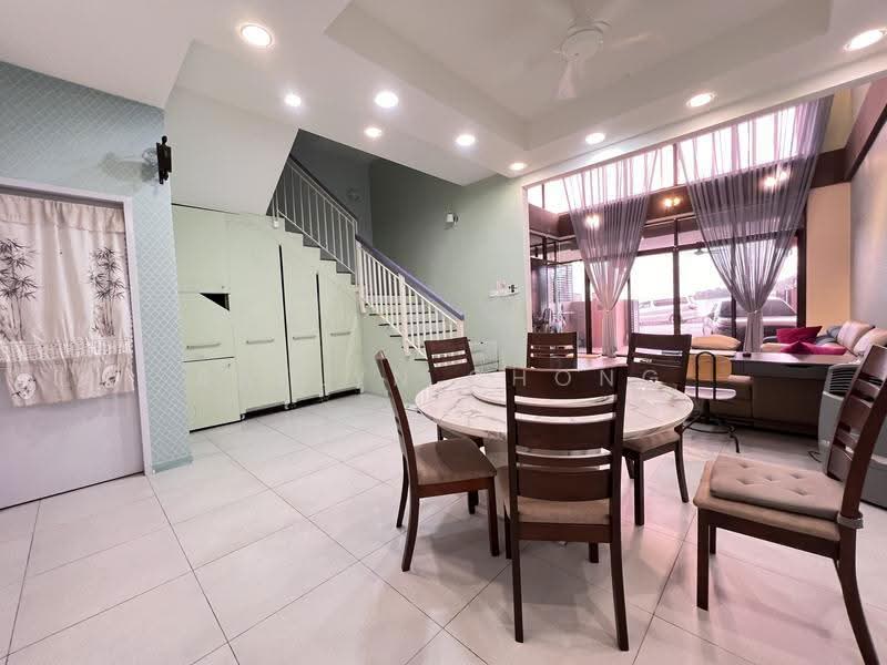 3-storey Terraced House for Sale in Taman Juara Jaya (Cheras) - Raelyn Chong - Dining Room - PropertyGuru.com.my