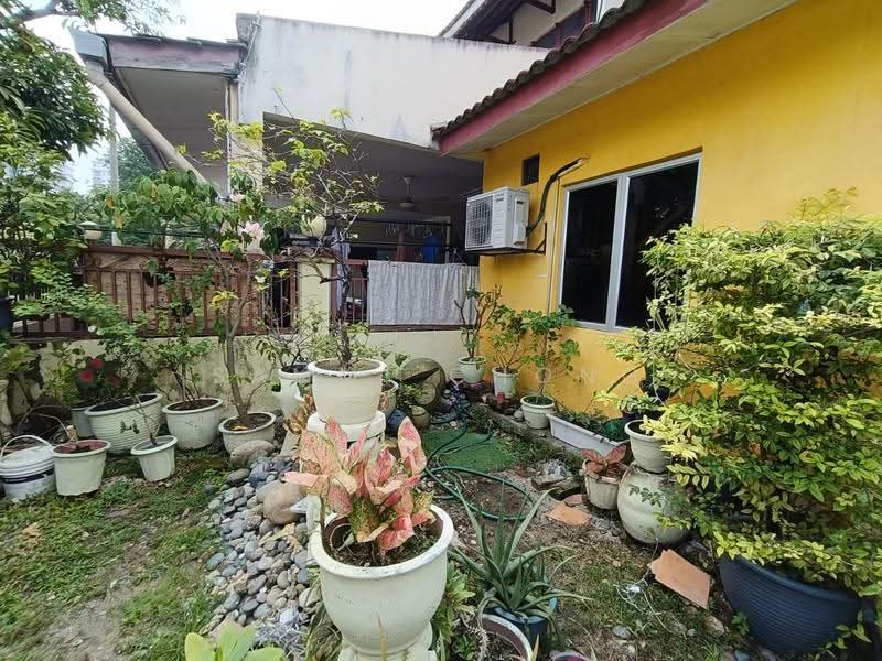 2-storey Terraced House for Sale in Taman Cempaka (Ampang) - Sammi Chong - Exterior - PropertyGuru.com.my