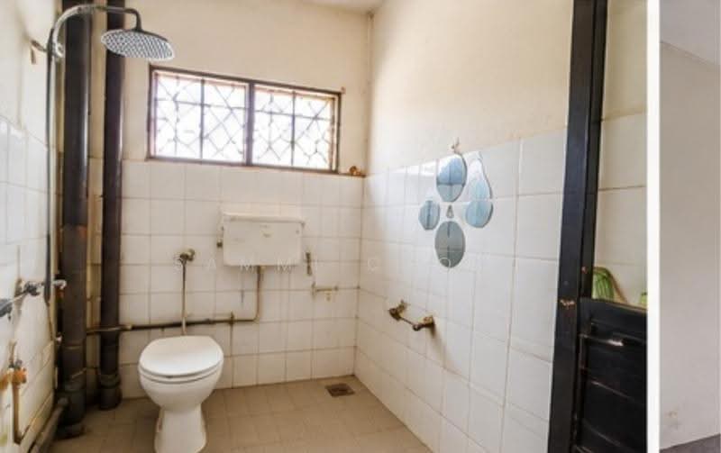 2-storey Terraced House for Sale in Taman Cempaka (Ampang) - Sammi Chong - Bathroom - PropertyGuru.com.my