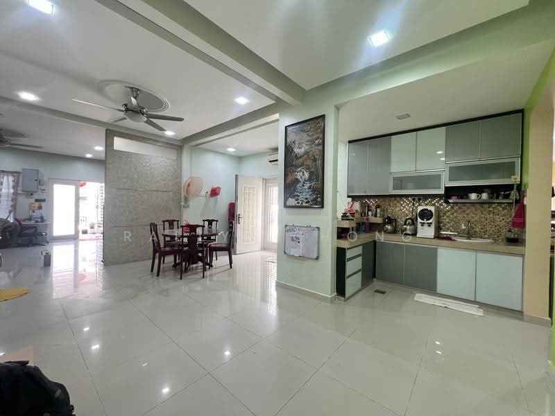 2-storey Terraced House for Sale in Taman Cheras Vista (Cheras) - Raelyn Chong - Living Room - PropertyGuru.com.my