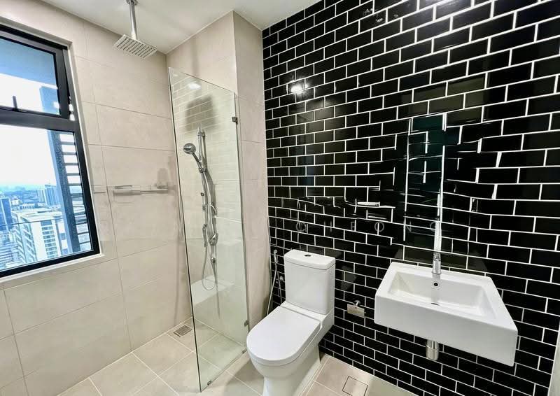 Service Residence for Sale at Union Suites - Rainnee Cheong - Bathroom - PropertyGuru.com.my
